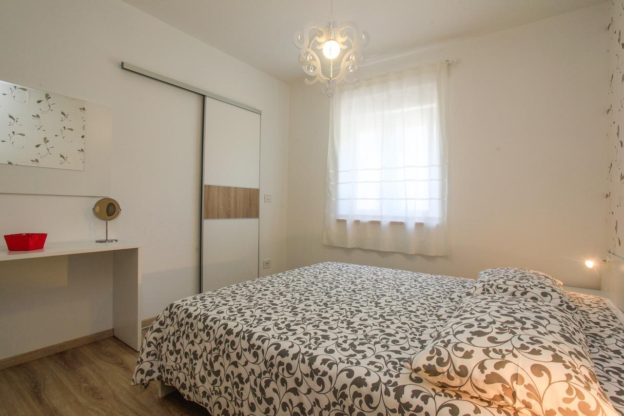 Apartments Fiora Premantura Zewnętrze zdjęcie